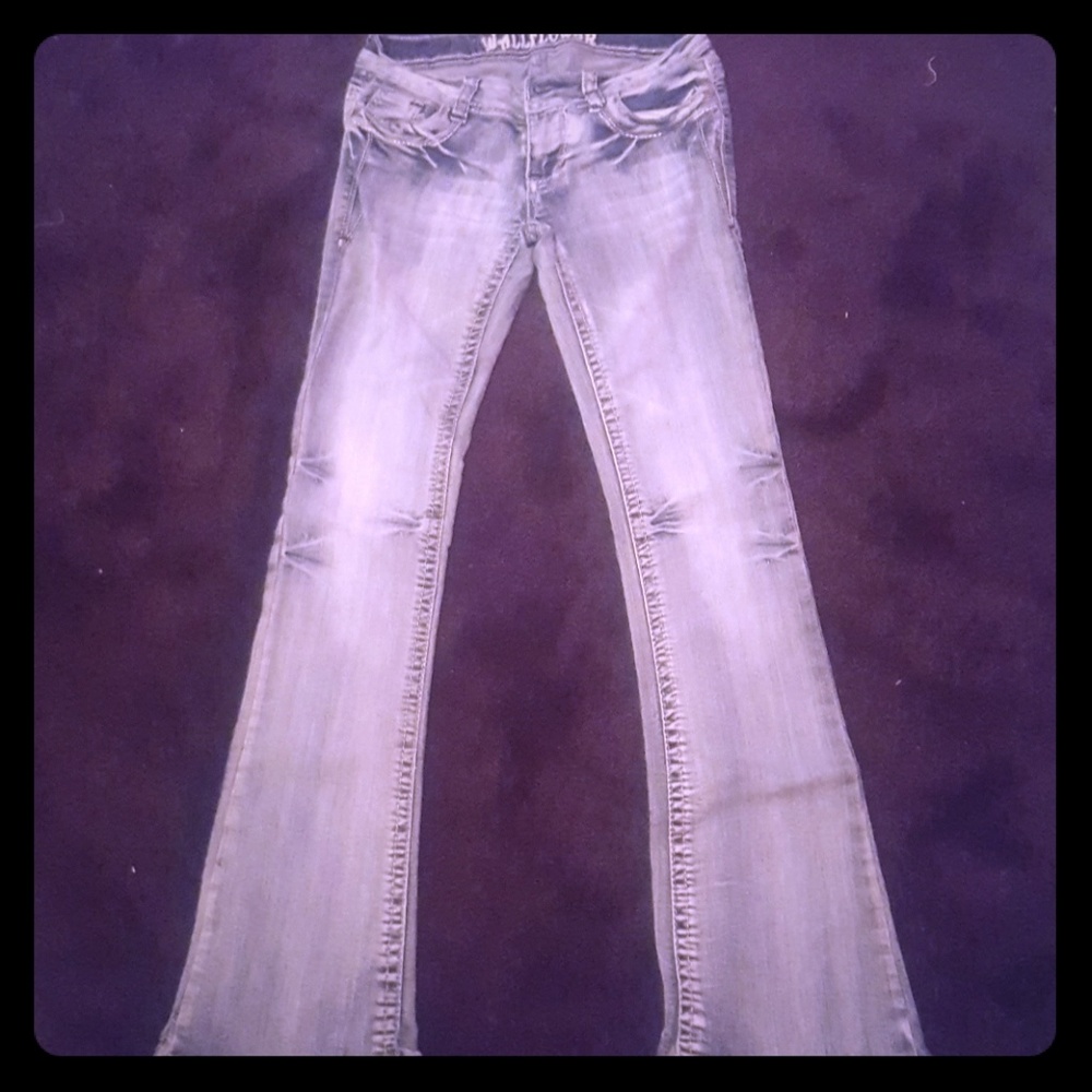Wallflower jeans